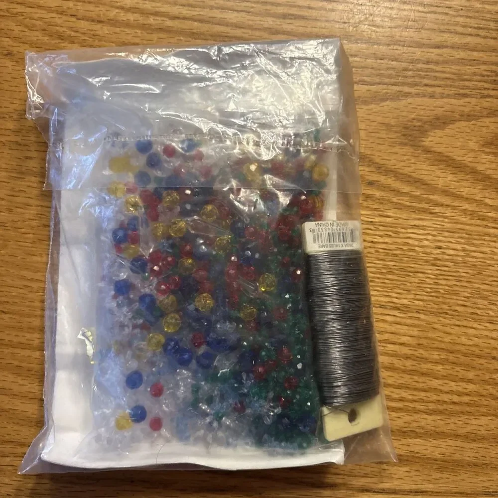 Herrschners Spiral Beads Christmas Ornament Kit Set Of 24. #510571 New